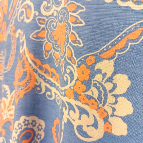 Adorable EUC Women's Tunic Blouse, Size Large, Elbow Double Ruffle Bell Sleeves - Picture 4 of 6